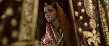 帕德玛瓦蒂王后[OCR中文英笔墨幕] Padmaavat 2018 720p BluRay AC3 x264-MTeam 8.73GB-6.jpg