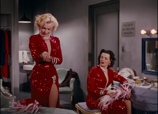 名流爱美人/名流爱好金发女郎 Gentlemen.Prefer.Blondes.1953.1080p.BluRay.x264-CiNEFiLE 6.56GB-2.png