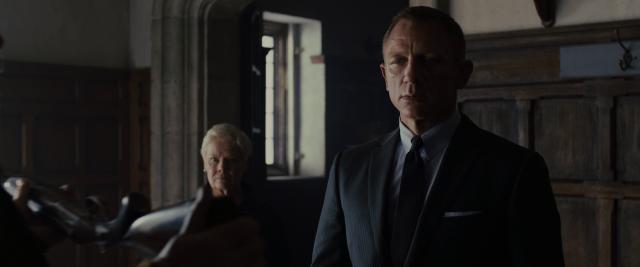 007:大破天幕杀机/007之天降杀机 Skyfall.2012.2160p.BluRay.x264.8bit.SDR.DTS-HD.MA.5.1-SWTYBLZ 38.21GB-4.png